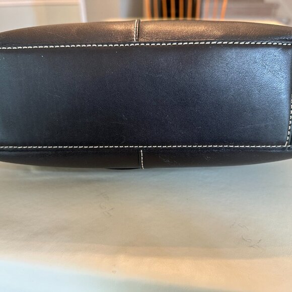 Etienne Aigner black leather shoulder bag - Picture 4 of 5